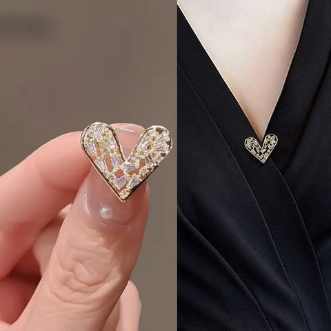 Neckline Brooch<br> Heart