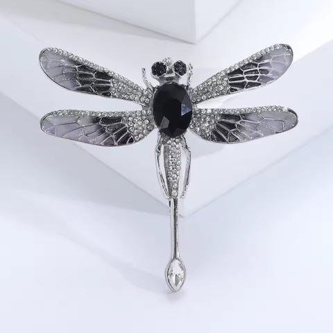 Broche libellule noir passion