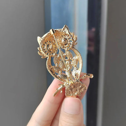 Owl Brooch<br> Pearl White