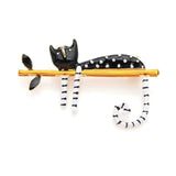 broche-chat-noir-suspendu