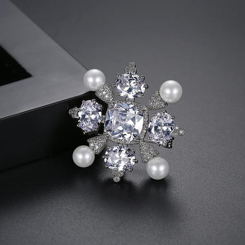 Christmas brooch<br> Snowflake