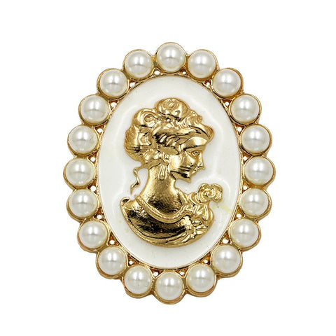 Cameo Brooch<br> Pearls of Purity