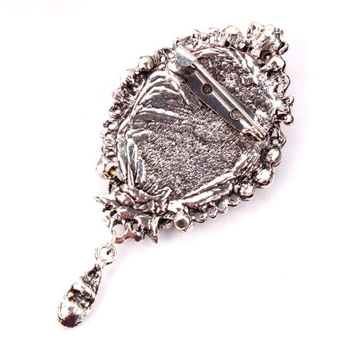 Cameo Brooch <br>Silver Nobility