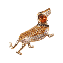 Broche Chien Long Story